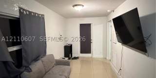 2820 SW 13th 2820 SW 13th Gallery 1