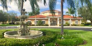 Beautiful furnished & turnkey ready  2/2 unit available now for an annual lease Gallery 38