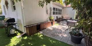 8228 NE 8th Ct Gallery 15