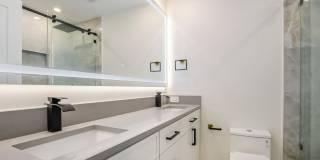 1308 S Plymouth Court Gallery 35