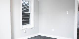 2348 Moore Street Gallery 20