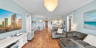 470 MANDALAY Avenue Gallery 12