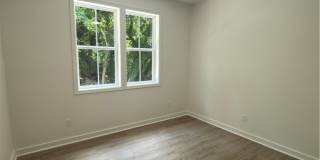 294 Moreland Avenue Gallery 8
