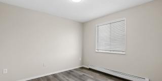 Royal Chateau Apartments Gallery 11