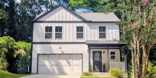 2367 Summit Ave 2367 Summit Ave Gallery 1