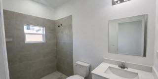 Brand new 2/1 -LARGE BACK YARD- LEHIGH ACRES Gallery 9