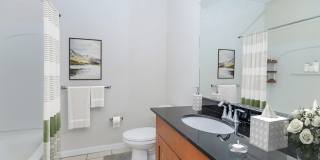 Knoll Crest Gallery 44
