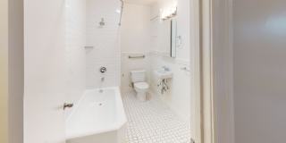 947 Bush Gallery 3