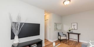 2325 W Rice Street Gallery 1