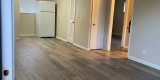 Hershe Street Apartments Gallery 1