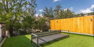 ALAMO HEIGHTS  |  TOWNHOME  |  REMODELED  |  HUGE TERRACE Gallery 41