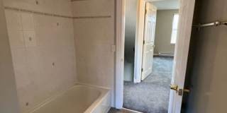 Charming 2 Bedroom Home with Fenced Yard Available for Pre-Lease! Gallery 14