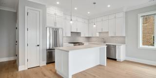 4819 N Ashland Avenue Gallery 5