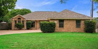 600 Coachlight Court Gallery 1