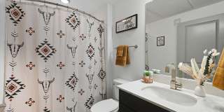 Liv+ Arlington - Student Housing Gallery 13