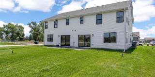 Brand New Rental Home in North Liberty Gallery 4