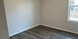 Preleasing Now! Spacious 3-Bed, 2-Bath Home in Yukon Gallery 14