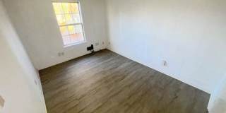 176 South Kentucky Avenue Gallery 11