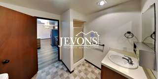 Enjoy this charming condo near Randall Park and Yakima Valley College, with water, sewer, and garbage included! Gallery 19