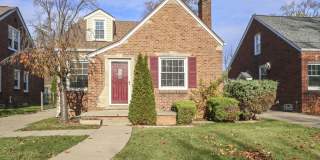 1792 Roslyn Rd Gallery 1