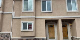 Beautiful 3/3/2 West Side Townhome with Views Available Now!!! Gallery 1