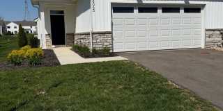 Stunning Westerville Condo with Loft | 2,086 Sq Ft | Garage | Move-In Ready Gallery 1