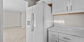 *MOVE IN READY* 3 Bed, 2 Bath Condo, Close to Uptown!!! Gallery 5