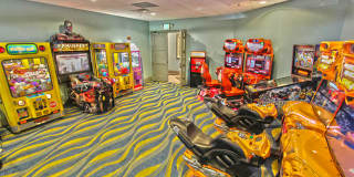 Beautiful 2 Bedroom, 2 Bathroom Davenport Home! Gallery 24