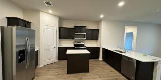 2335 Gardenia Lane Gallery 2