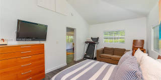3610 Douglas Road Gallery 7