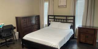 323 French Ave – Fully Furnished 5 Bed / 4 Bath Near Baylor Gallery 20