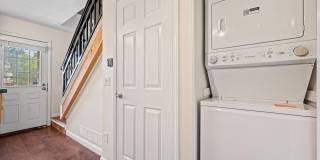 Warm 1 bd in heart of Aurora Gallery 16