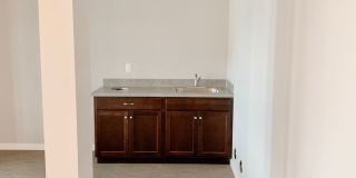 Spacious 3 & 4 Bedroom Apartments Near WWU + Downtown Gallery 54