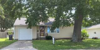 Super Cute 2 Bed 1 Bath House! Gallery 1