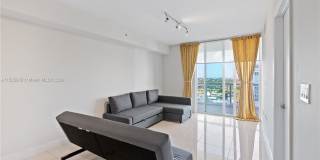 1871 Nw S River Dr Gallery 1