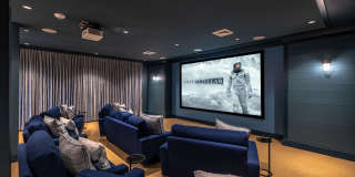 Town Hollywood Gallery 12