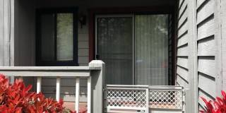 Spacious Jackson Townhome Gallery 1