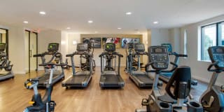 Avalon Courthouse Place Gallery 28
