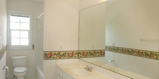 5 Lakehurst Court Gallery 22