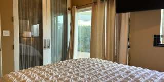 2 Bedroom + 1 Bathroom Bungalow | Sunsets and Sand | Hollywood Beach | FURNISHED 2 Bedroom + 1 Bathroom Bungalow | Sunsets and Sand | Hollywood Beach | FURNISHED Gallery 18