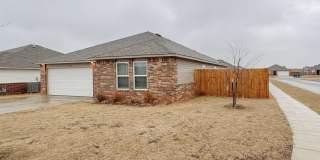 Sweet 4 Bed  in Mustang! Gallery 1