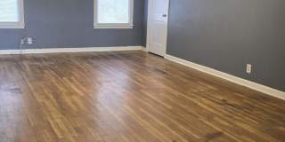 818 W RUSSELL PL Gallery 4