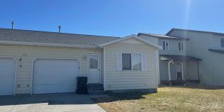 2 Bedrooms, 2 Bath, 1 garage Gallery 4