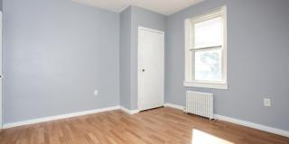 554 W Broadway Gallery 18