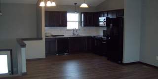 5350-52 N CYPRESS Gallery 1