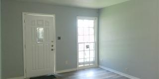 1722 Tarlton Street Gallery 2