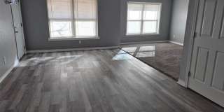 2209 NW Smith - AVAILABLE NOW! Gallery 4