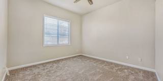 3 Bedroom With Newly Remodeled Kitchen And Bathrooms! Gallery 12