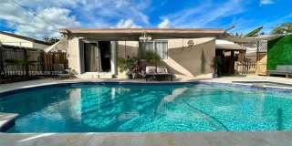 2040 NE 183rd St NORTH MIAMI BEACH, FL 33179 Gallery 1