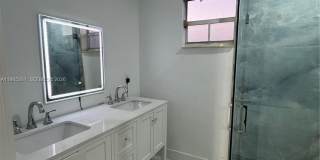 9633 SW 11th Ter Gallery 2